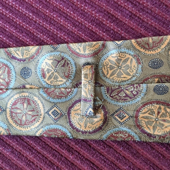 Brettons Silk Tie - Picture 3 of 4
